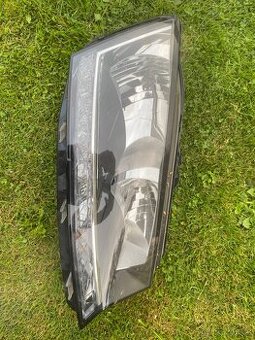 Světlo pravé přední Škoda Fabia III 6v1941016D