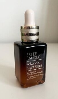 Estée Lauder sérum proti vráskám