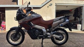 Aprilia etv 1000 Caponord rr