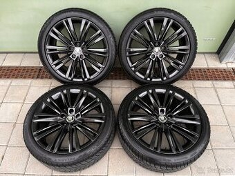 Originál Škoda Canopus 8x19 R19 235/40 R19