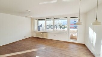 Pronájem bytu 3+kk/L, 72m², ul. Hennerova, Praha 5 - Motol, 