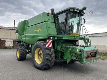 Sklízecí mlátička John Deere 9800I STS