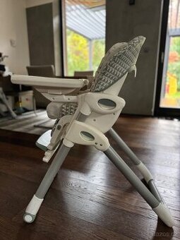 Jídelní židlička joie