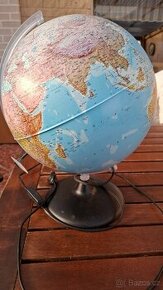 Svítící globus