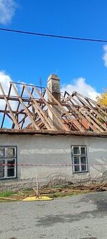 Staré trámy  a rozebrání starých střech
