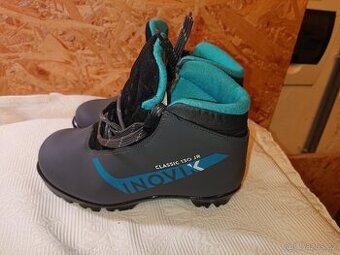 dětské boty na běžky, DECATHLON vel 32