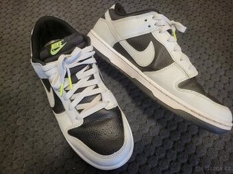 Nike Dunk Grey Panda Volt, vel. 44