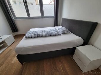 Postel Bergamo pro dvě osoby