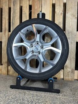 Alu kola 5x114.3 r18 s pneu (zr66)