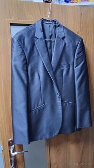 Černý oblek Bandi (decentní perleťová úprava)