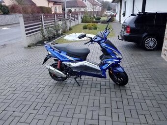 Skútr Maxon Matador 125 (150)