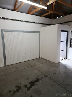 Prodej garáže Pelhřimov - 1
