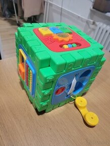 Hraci kostka pro miminko