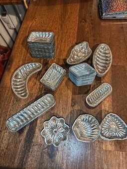 Staré formičky na cukroví Československo