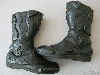 Motorkářské boty HELD Racing vel.45, stélka 29,5cm