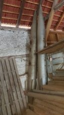 Přídavné palivové nádrže vojenského nadzvukového letounu MIG