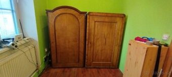 Jednodveřová skříň dýhovaná ořechem, třešeň 2ks