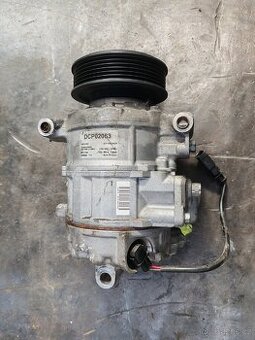 Audi A8 S8 D3 4E Kompresor (čerpadlo) klimatizácie 4.2 TDI