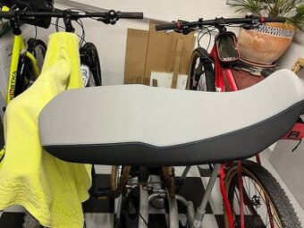 Sedlo na CFMOTO 800 MTX