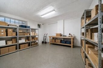 Sklad 18m2 - Mnichovo Hradiště - včetně elektřiny
