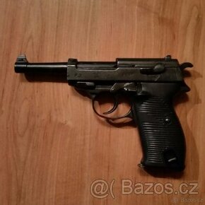 Německá pistole Walther P38 - pěkná replika DENIX