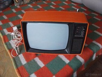 RETRO televize Junost 402 B
