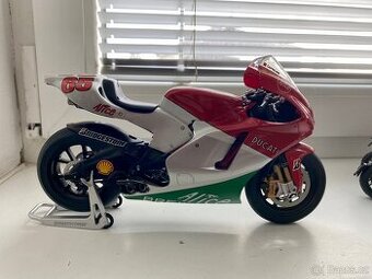 Ducati 1:18 - 1