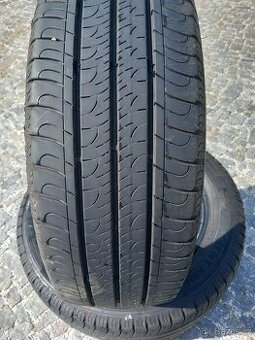 215/60/17 C letni pneu 215/60 R17 C