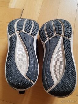 Tenisky Nike veľ 35