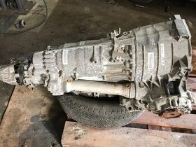 Audi A8 - automatická převodovka pro 4.2 tdi - 1