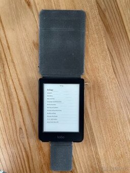 Čtečka knih KOBO CLARA HD 8GB WIFI N249 + obal