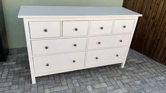 Ikea Hemnes velká komoda 8š masív bílé mořidlo