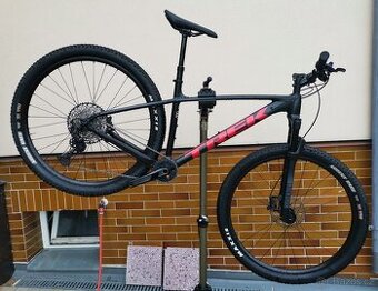 TREK X-CALIBER 9