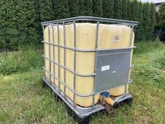 IBC KONTEJNER 600 l po naftě