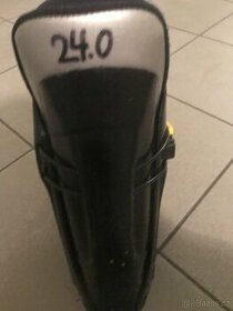 Lyzaky velikost 24