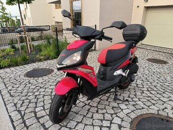 Kentoya Phoenix 125 cm, najeto pouze 4.600 km