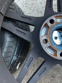 4x Alu kola 5x112 r17 +letní pneu