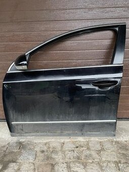 Levé přední dveře na Passat B6, kód barvy LC9X