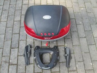 Motokufr Givi 46 l s plotnou