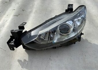 Mazda 3 BM, levé přední světlo