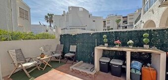 ŠPANĚLSKO, Torrevieja, bungalov u pláže