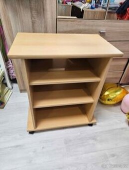 Tv stolek