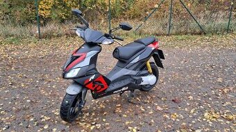 Aprilia SR 50 R 2018