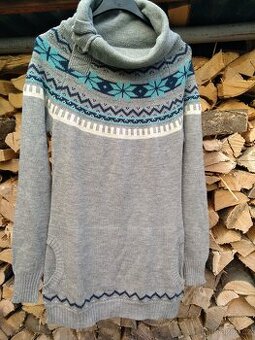 Dámský pletený svetr s rolákovým límcem