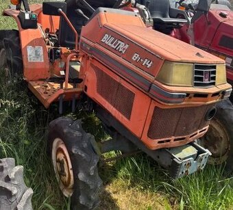 TRAKTOR Kubota Bultra 4x4