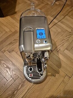 Kávovar Nespresso Creatista Plus