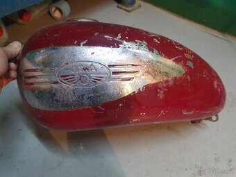 Jawa nadrz panelka 559