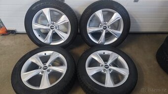 AUDI Q5 SQ5 R19 zimni alu sada 235/55/19