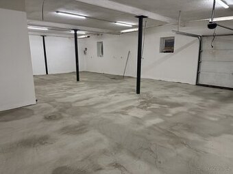 Skladové/dílenké prostory