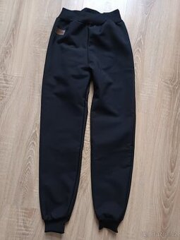 Softshellové kalhoty vel. 152-158